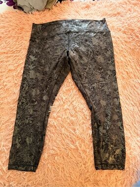 lululemon athletica Black Printed High-Waist Capri Leggings